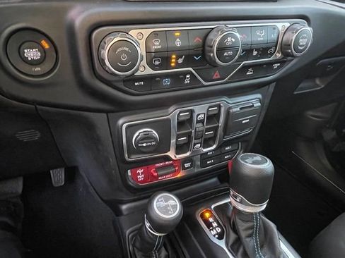 Used 2023 Jeep Wrangler Unlimited Rubicon 4xe w/ Cold Weather Group image 17