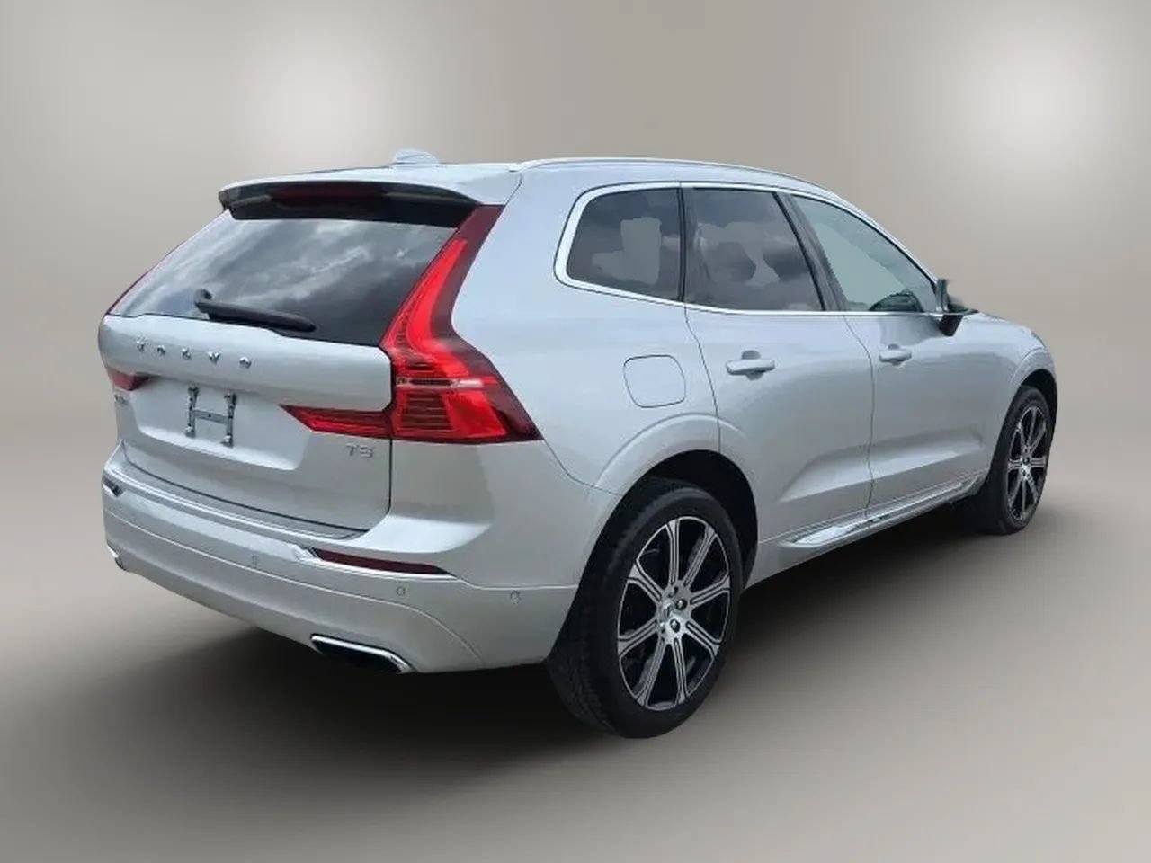 Used 2021 Volvo XC60 T5 Inscription w/ Advanced Package FWD image 7