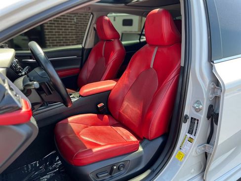 Used 2022 Toyota Camry XSE w/ Carpet Mat Package (TMS) FWD image 20