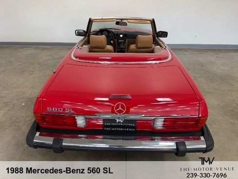 Used 1988 Mercedes-Benz 560 SL image 13