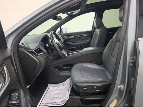 Used 2024 Buick Enclave Essence w/ Experience Buick Package AWD/4WD image 5