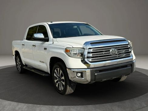 Used 2018 Toyota Tundra Limited w/ Limited Premium Package image 3