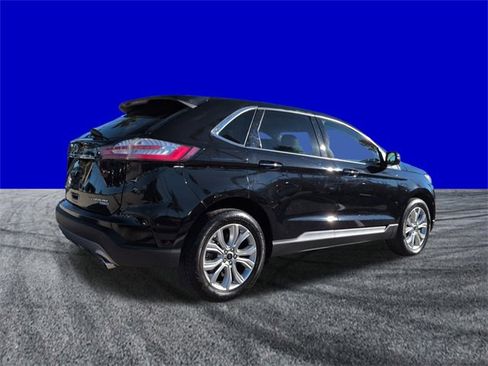 Certified 2024 Ford Edge Titanium image 4
