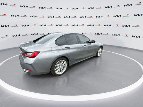 Used 2023 BMW 330i Sedan w/ Driving Assistance Package image 8