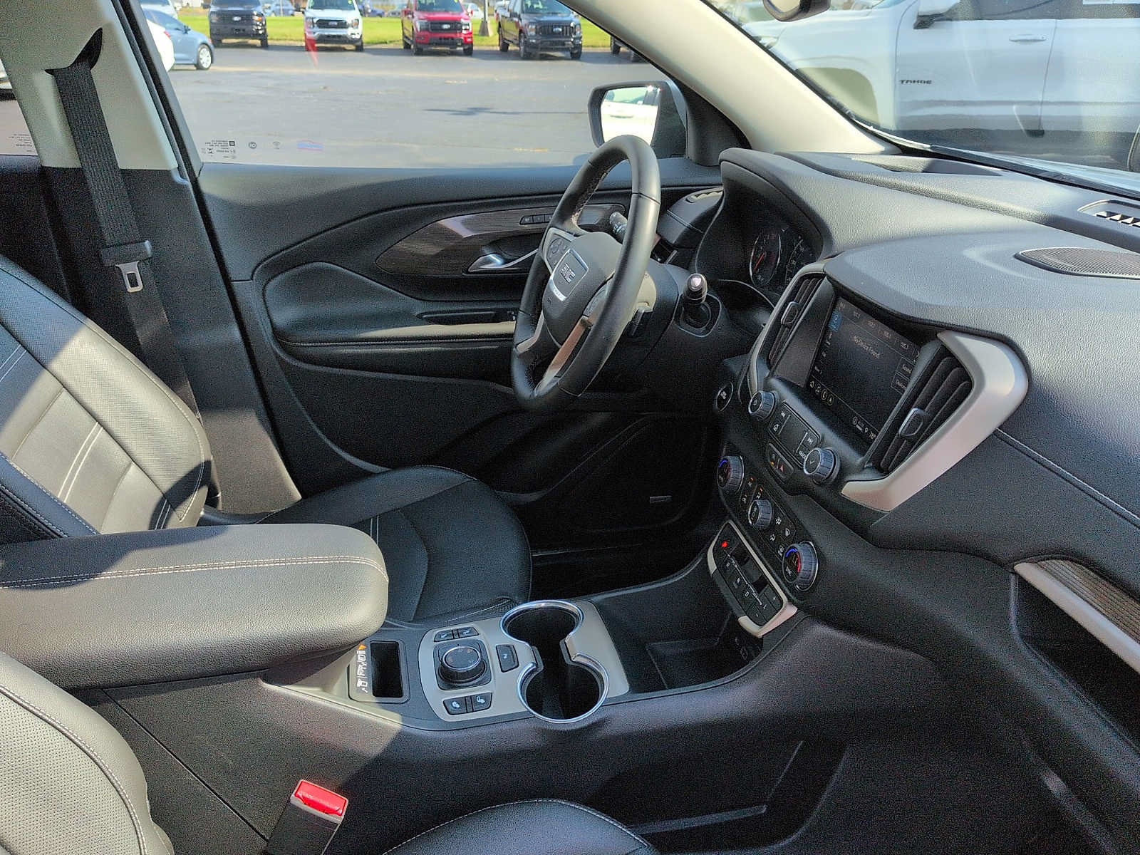 Used 2024 GMC Terrain Denali AWD/4WD image 10
