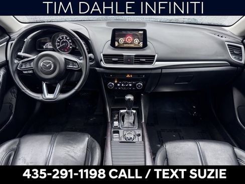 Used 2017 MAZDA MAZDA3 Touring image 2