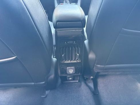 Used 2022 Jeep Compass Latitude AWD/4WD image 24