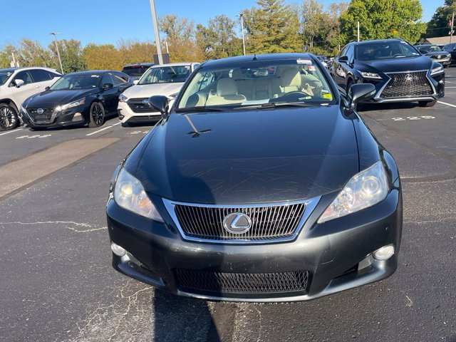 Used 2010 Lexus IS 250C w/ Luxury Pkg RWD image 2