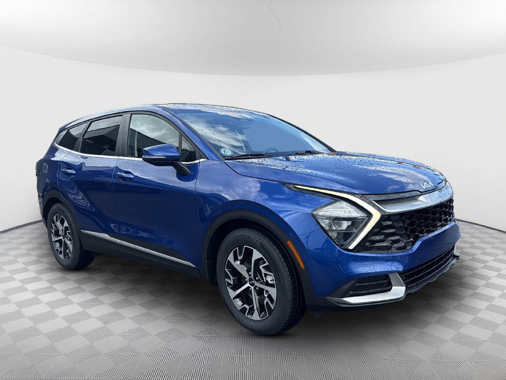 Used 2023 Kia Sportage EX FWD image 2