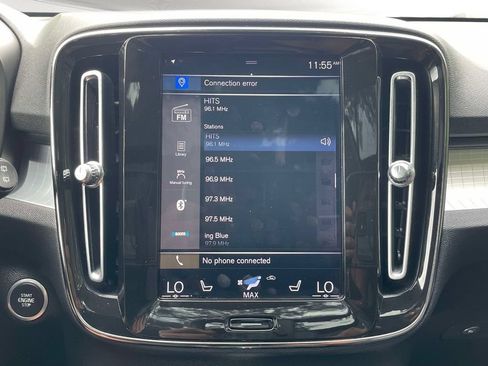 Used 2019 Volvo XC40 T5 Momentum AWD/4WD image 28