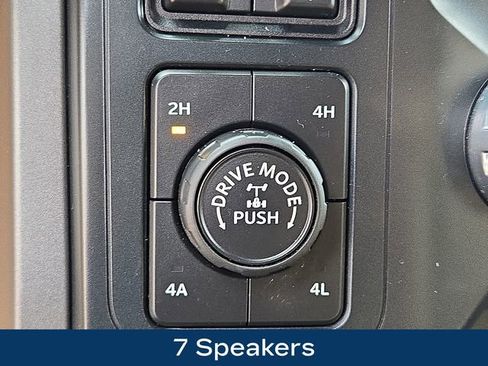 Used 2022 Ford F150 Lariat image 9