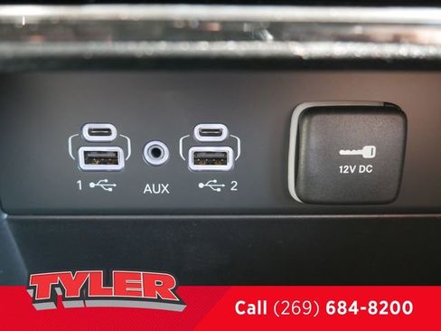 New 2025 Jeep Grand Cherokee Limited w/ Black Appearance Package AWD/4WD image 32