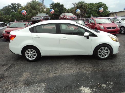 Used 2014 Kia Rio LX w/ Power Package image 9