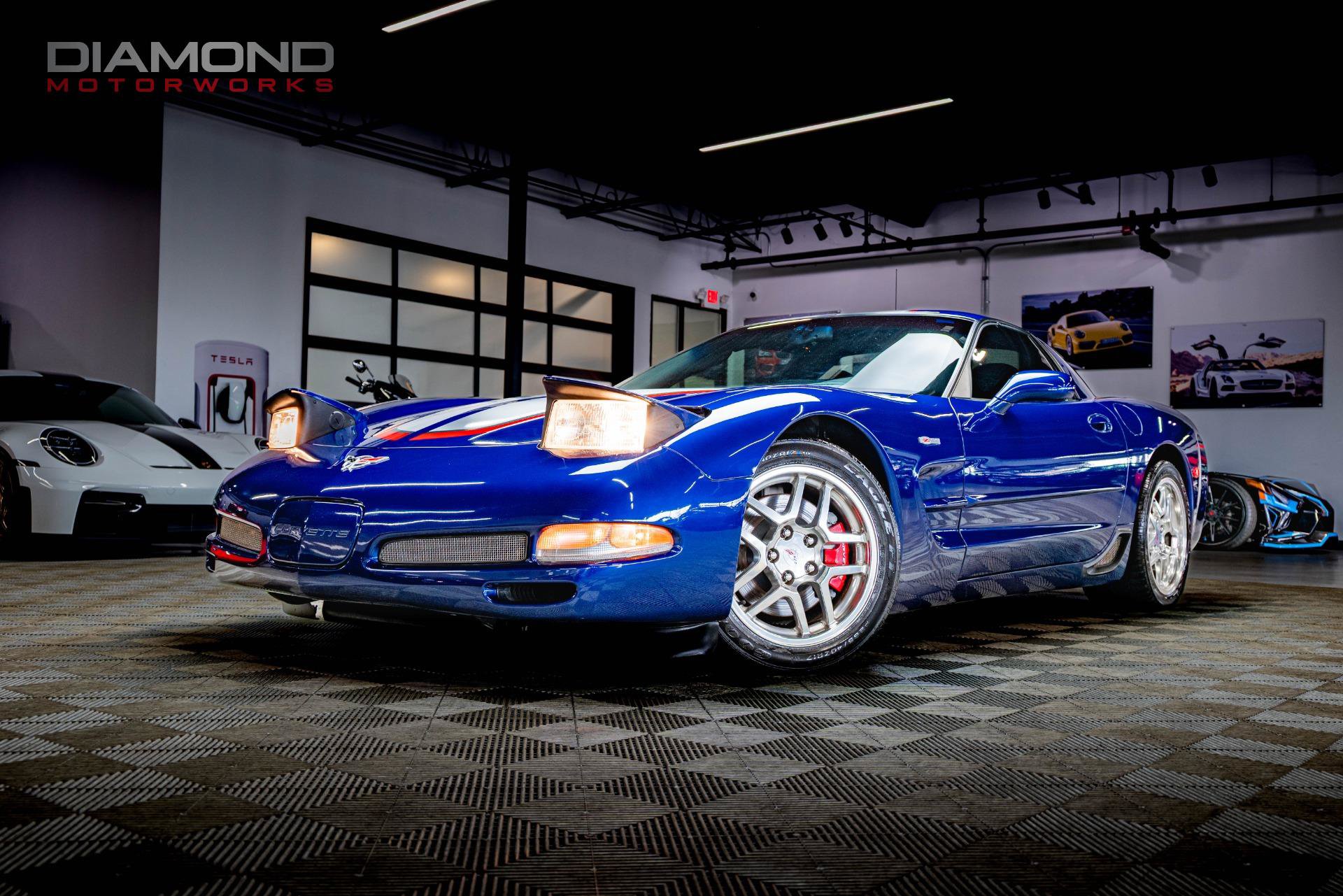 Used 2004 Chevrolet Corvette Z06 w/ Z06 Preferred Equipment Group RWD image 1