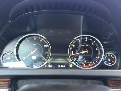 Used 2016 BMW 650i Convertible RWD image 12