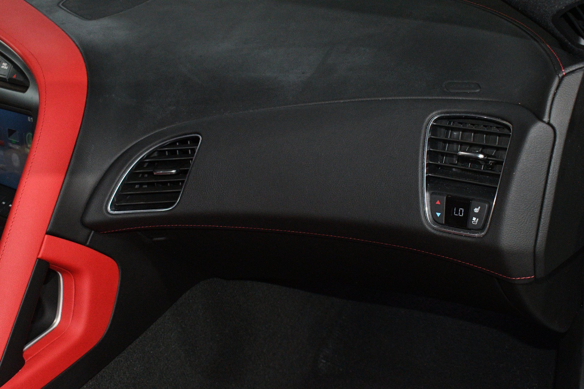 Used 2019 Chevrolet Corvette Grand Sport RWD image 24