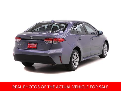 Used 2024 Toyota Corolla LE FWD image 2