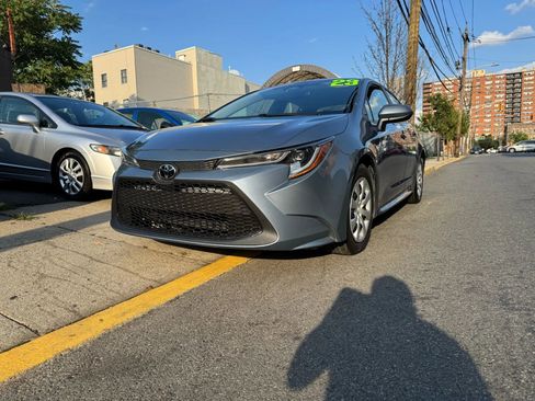 Used 2023 Toyota Corolla LE image 17