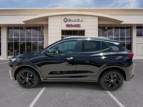 Used 2024 Buick Encore GX Sport Touring AWD/4WD image 8