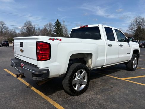Used 2017 Chevrolet Silverado 2500 W/T image 6