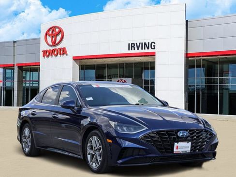 Used 2021 Hyundai Sonata SEL w/ Convenience Package FWD image 2
