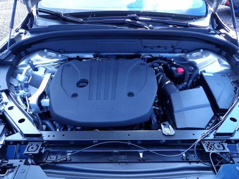 New 2026 Volvo XC60 B5 Core w/ Climate Package image 27