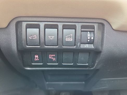 Used 2021 Subaru Ascent Limited w/ Technology Package AWD/4WD image 28