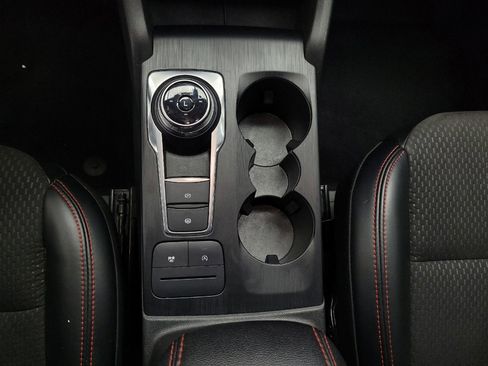 Used 2024 Ford Escape ST-Line image 26