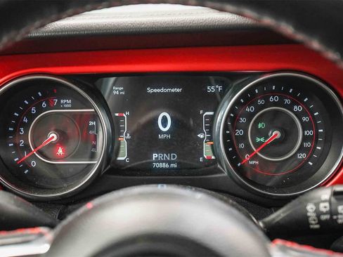 Used 2021 Jeep Wrangler Unlimited Rubicon w/ Xtreme Recon 35" Tire Package image 24