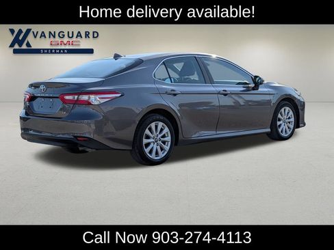 Used 2019 Toyota Camry LE FWD image 9