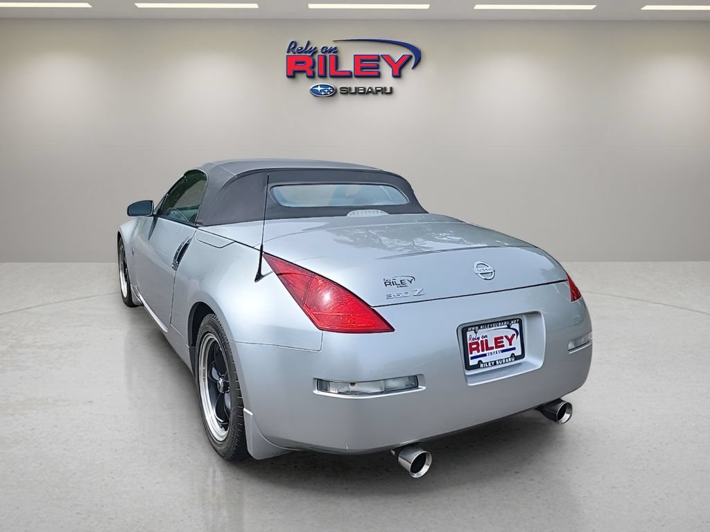 Used 2005 Nissan 350Z Enthusiast RWD image 5