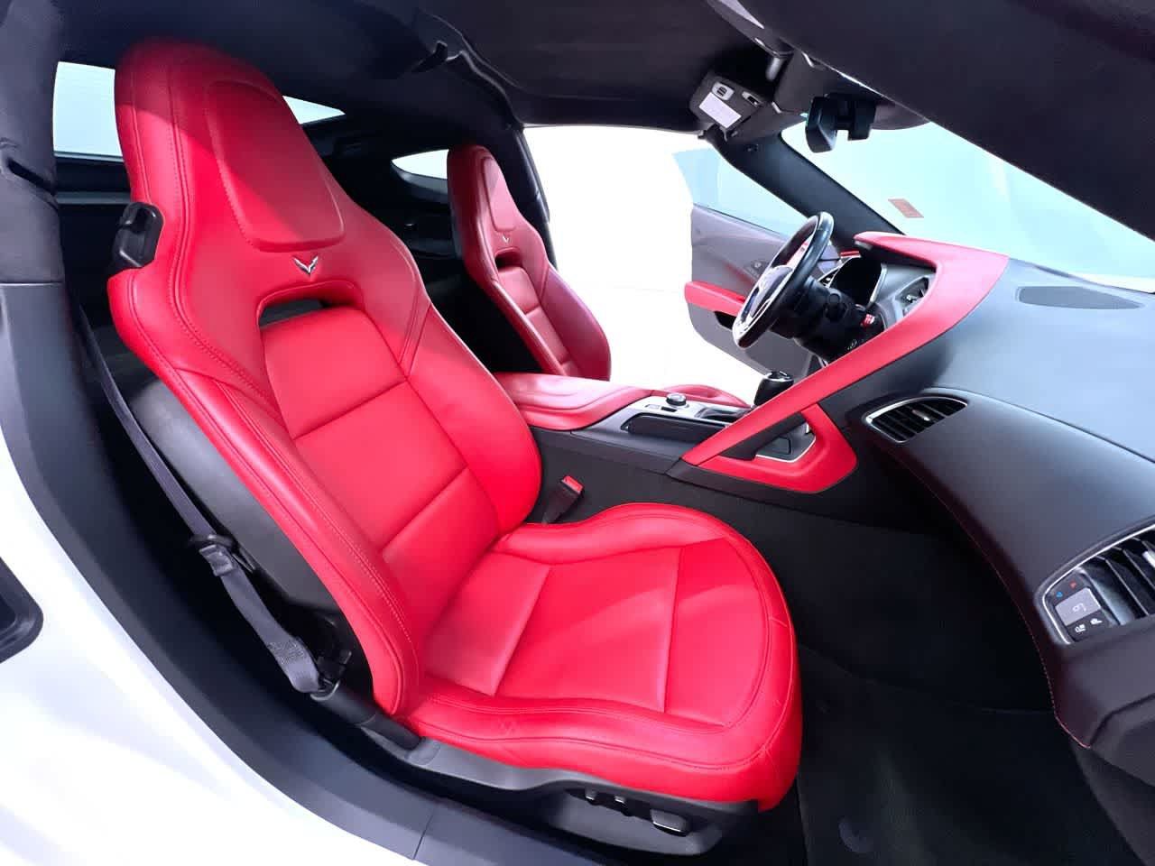 Used 2015 Chevrolet Corvette Z06 w/ 3LZ Preferred Equipment Group RWD image 35