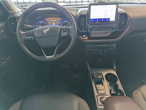 Used 2023 Ford Bronco Sport Outer Banks w/ Tech Package image 18