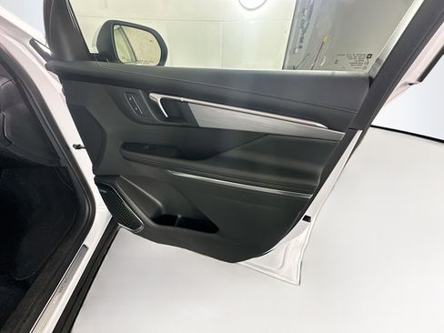 Used 2025 Buick Enclave Preferred image 34