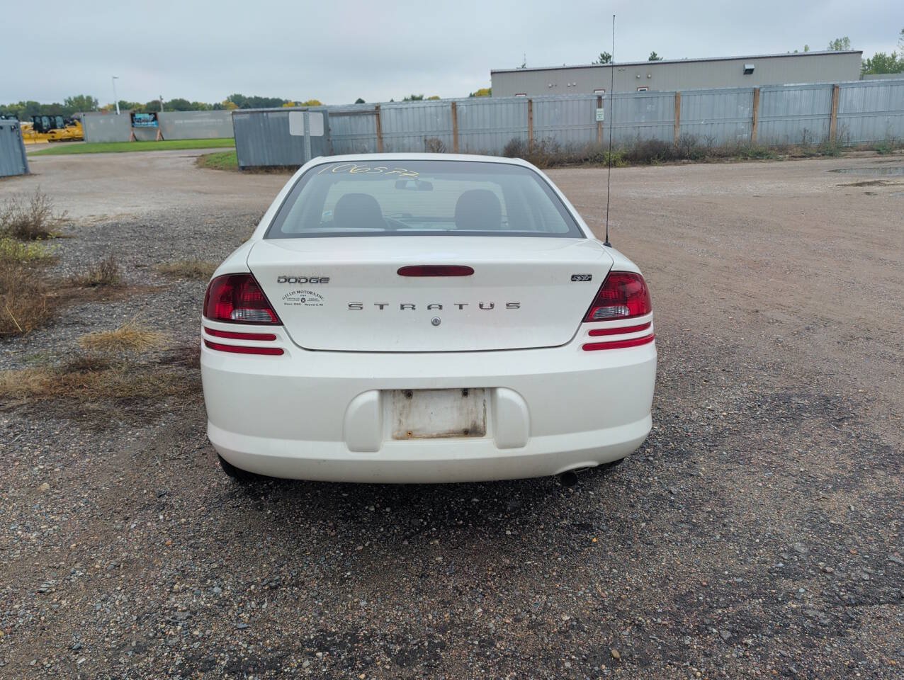Used 2005 Dodge Stratus SXT FWD image 4