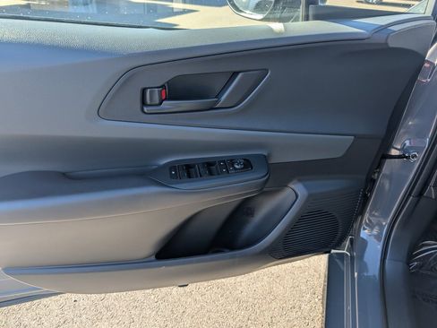 Used 2024 Toyota Prius LE image 15