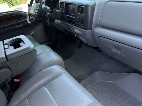 Used 2004 Ford F250 Lariat AWD/4WD image 16