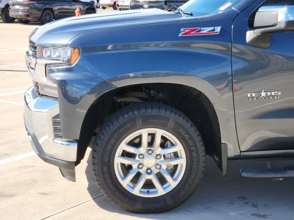 Used 2020 Chevrolet Silverado 1500 LT w/ Texas Edition AWD/4WD image 9