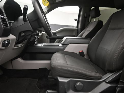 Used 2017 Ford F150 XL w/ Equipment Group 101A Mid AWD/4WD image 16