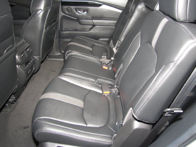 Certified 2025 Honda Pilot EX-L image 34