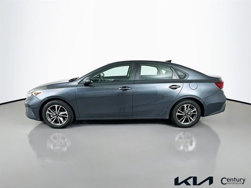 Used 2023 Kia Forte LXS FWD image 8