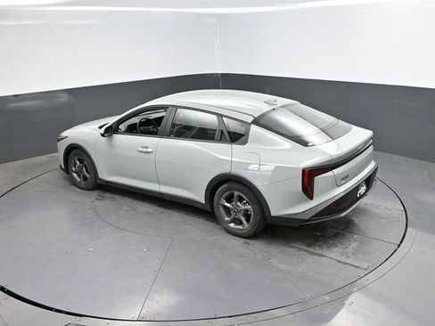 Used 2025 Kia K4 FWD image 43