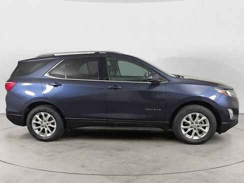 Used 2018 Chevrolet Equinox LT w/ Sun & Infotainment Package AWD/4WD image 6