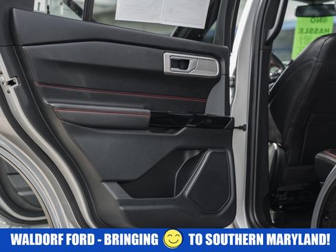 Used 2023 Ford Explorer ST-Line w/ Class IV Trailer Tow Package image 41