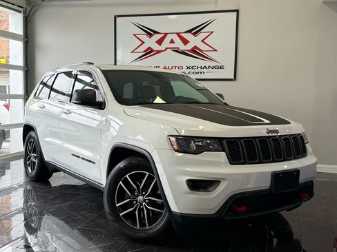 Used 2017 Jeep Grand Cherokee Trailhawk image 1