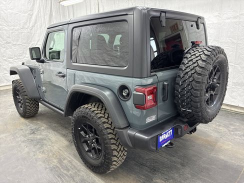 Certified 2025 Jeep Wrangler Sport AWD/4WD image 6