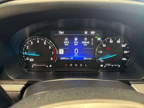 Used 2021 Ford Explorer XLT w/ Equipment Group 202A AWD/4WD image 16