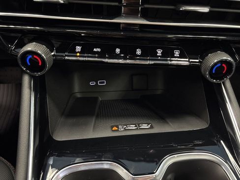 New 2026 Chevrolet Traverse Z71 image 42