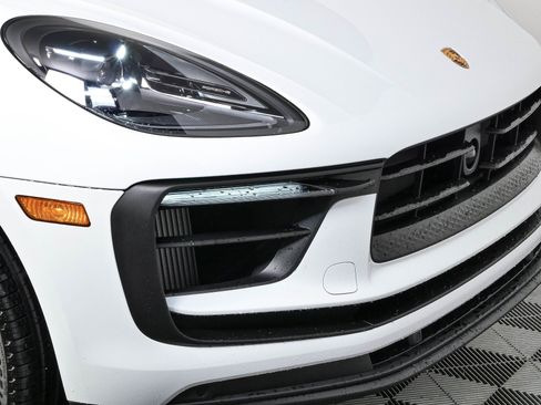 New 2026 Porsche Macan S AWD/4WD image 39