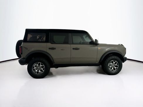 Used 2025 Ford Bronco Badlands AWD/4WD image 4